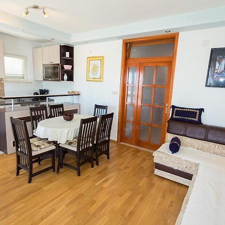 Panorama Tarik Rooms ดูบรอฟนิก ภายนอก รูปภาพ